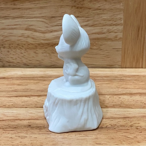 Vintage 1975 Fine Bisque Porcelain Handcrafted Mouse Mini Collectible Figurine - Picture 3 of 9